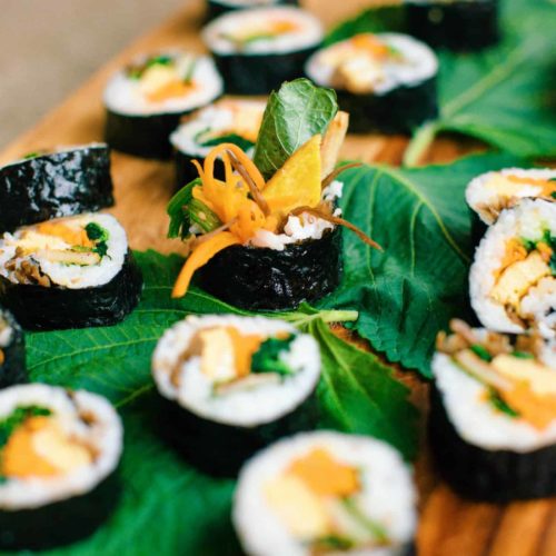 Authentic Korean Traditional Kimbap vegetable based rice rolls #koreanfood #koreancooking #authentickorean #TheDimpleLife