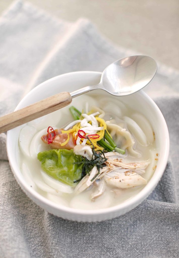 Korean rice cake soup recipe for New Years Day #ricecakesoup #koreanrecipe #koreanfood #TheDimpleLife