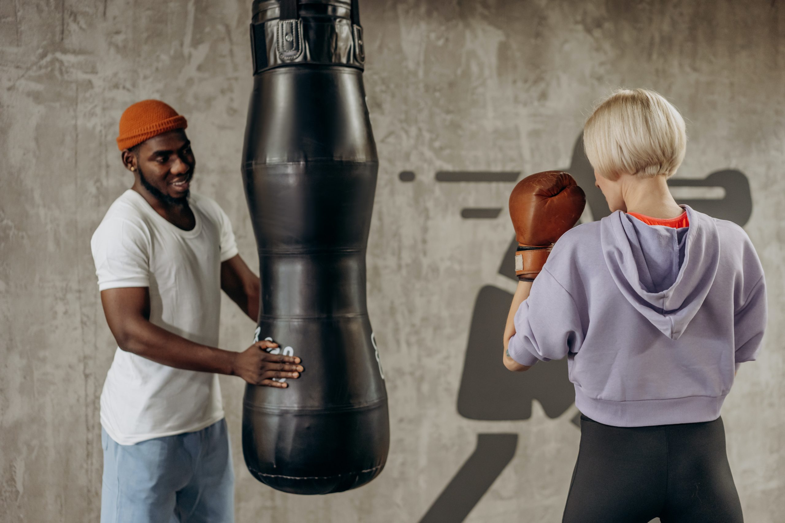 For anyone in LA that has never thought to try a boxing class but enjoys group HIIT workouts, I highly recommend checking out one of these boxing studios. #gymbox #bestgym #gymslosangeles #losangelesathleticclub #gold'sgym #bestgymsinlosangeles