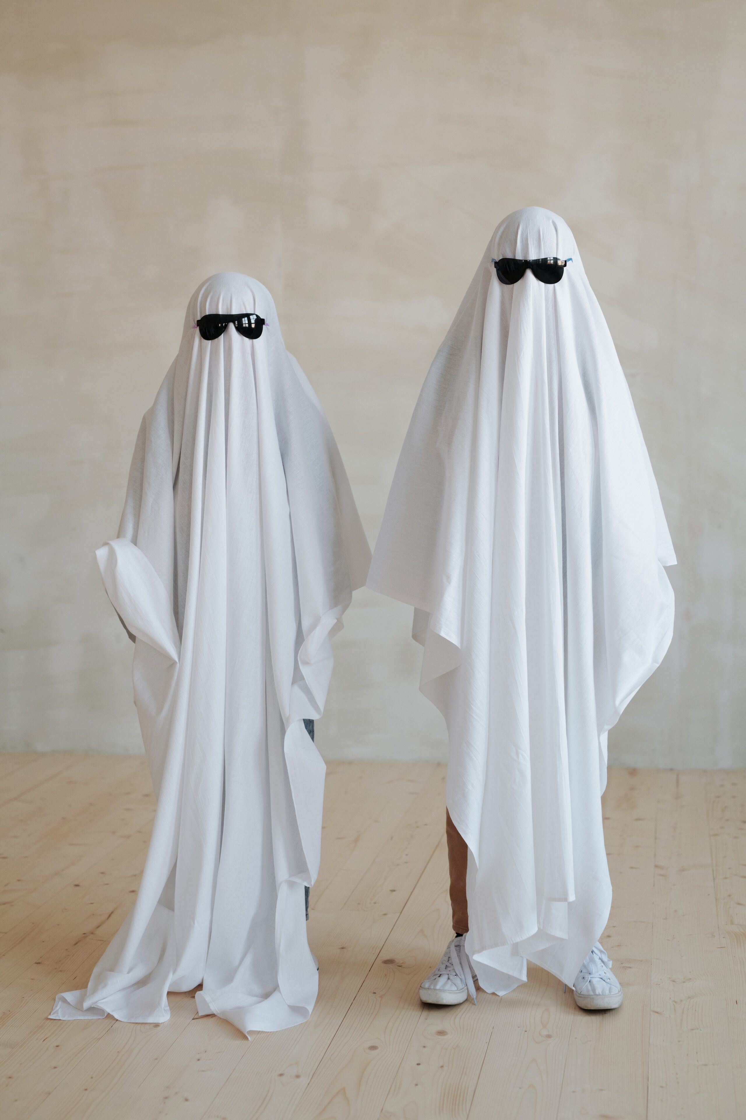 This post is about Halloween costume ideas that are sure to turn heads!